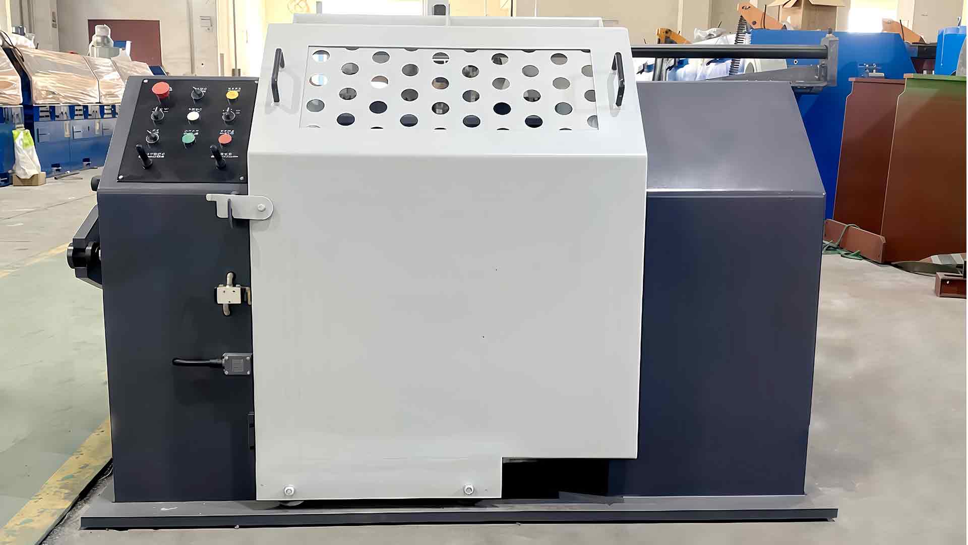 Bagaimanakah rak pembayaran cepat membantu meningkatkan aliran kerja dan mengurangkan downtime dalam proses pembuatan volum tinggi?